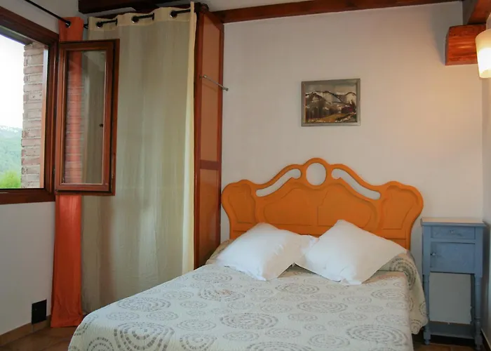 La Salamandra * El Arenal (Castile and Leon)